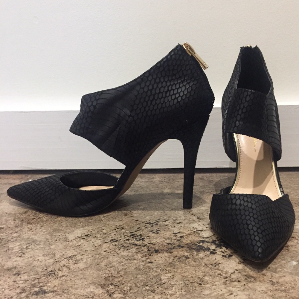 Jessica Simpson Snake Print Pumps